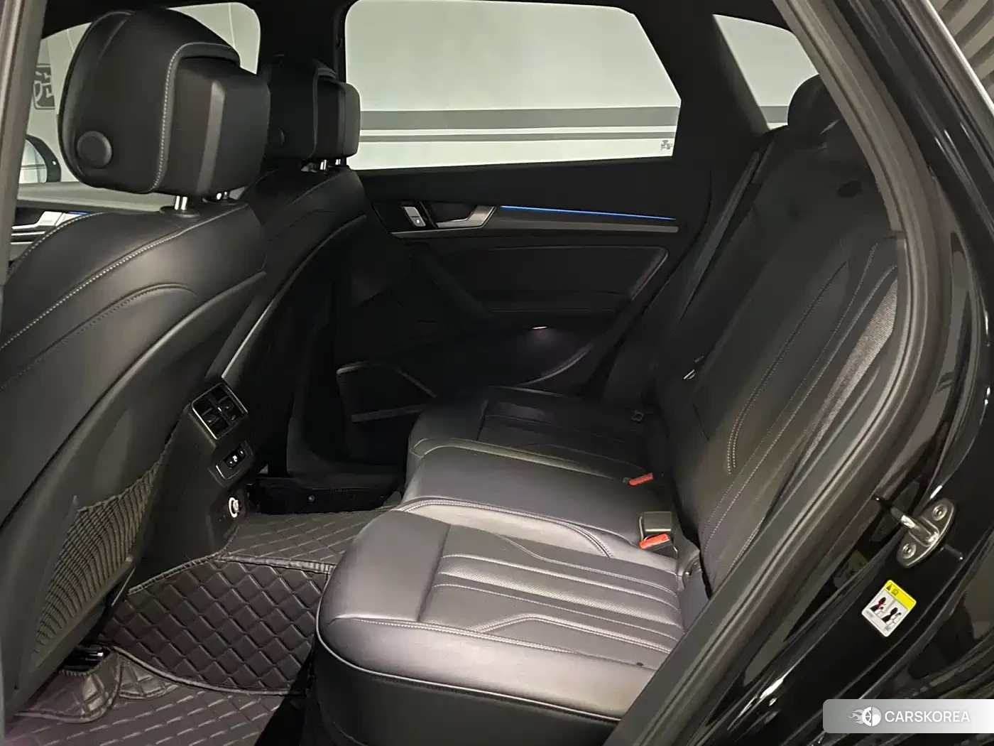 Audi Q5L id 4547504 из Китая 25