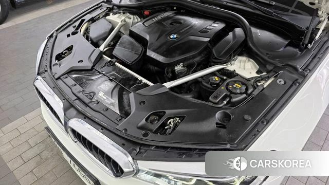 BMW 5 Series (G30) id 3820728 из Кореи 16