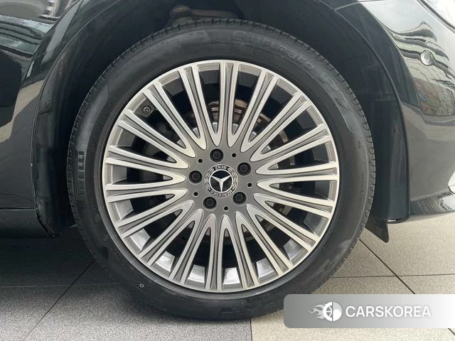 Mercedes-Benz E-class id 4342265 из Китая 28