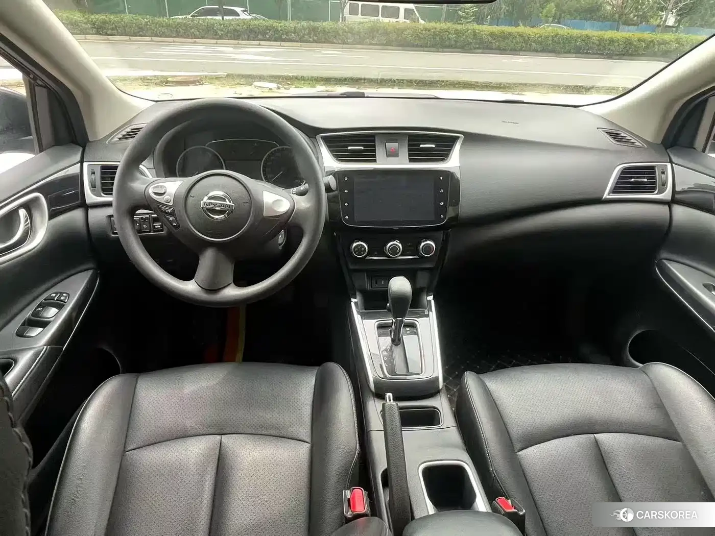 Nissan Sylphy 2024 Черный из Китая, фото 6