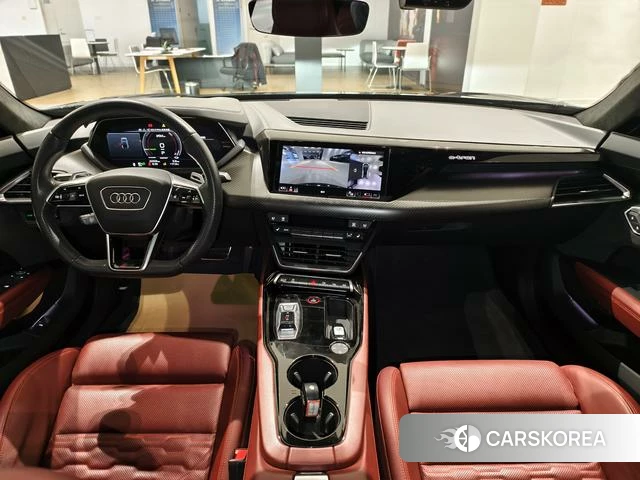 Audi e-tron GT id 3957649 из Китая 12