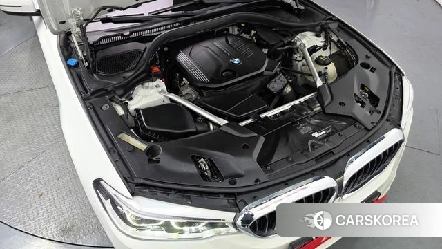 BMW 5 Series (G30) id 4397289 из Кореи 16