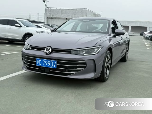 Volkswagen Passat id 4348852 из Китая 9