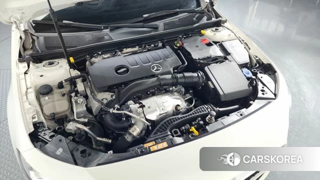 Mercedes-Benz A-Class W177 id 4349892 из Кореи 29