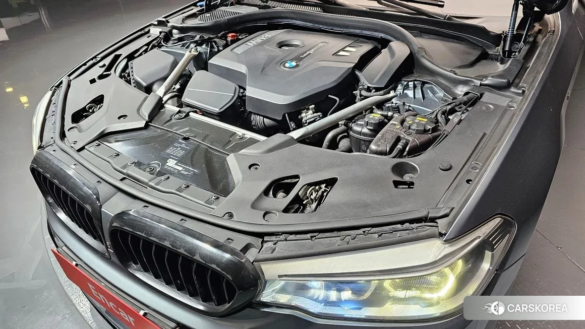 BMW 5 Series (G30) id 1794325 из Кореи 16