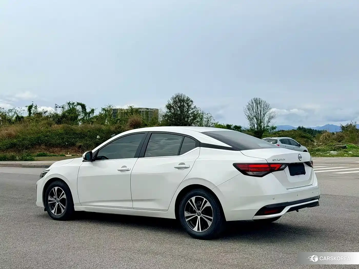 Nissan Sylphy 2025 Белый из Китая, фото 6
