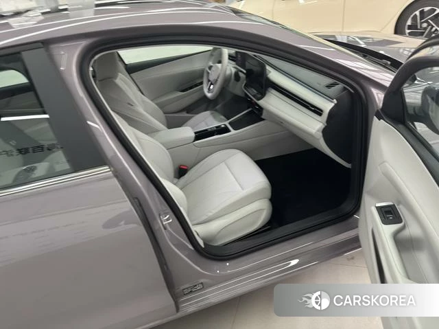 Volkswagen Lavida id 4298347 из Китая 12