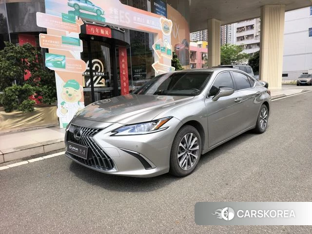Lexus ES 2024 Шампань из Китая, фото 6