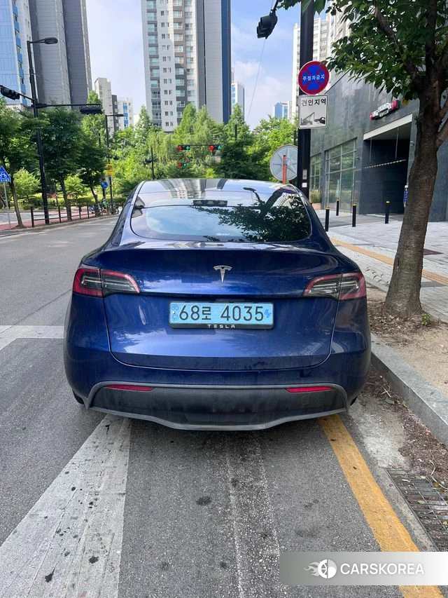 Tesla Model Y 2023 Синий из Кореи, фото 6