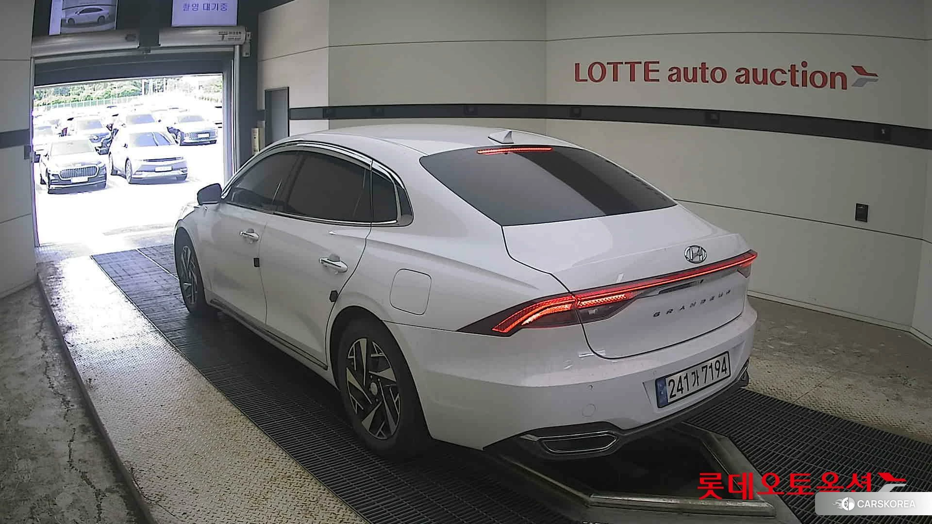 Hyundai Grandeur Hybrid id 4664263 из Кореи 34