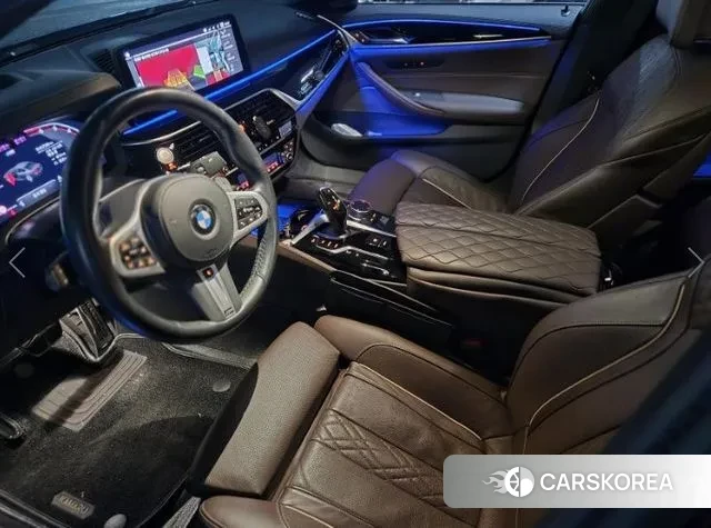 BMW 5 Series (G30) id 3523903 из Кореи 8