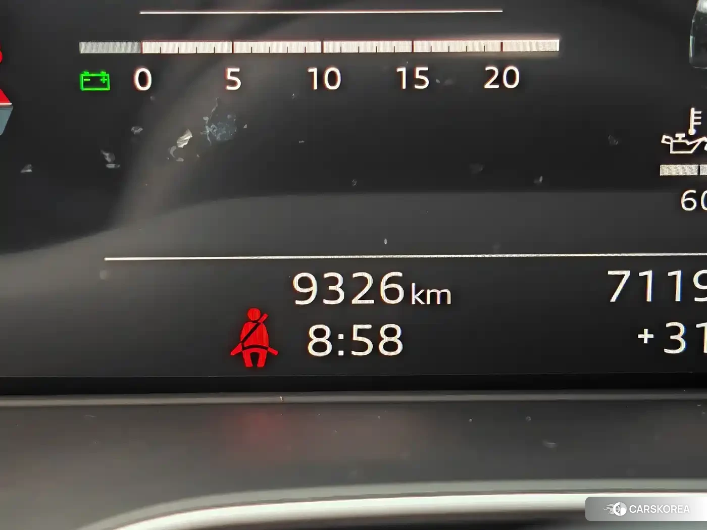 Audi A4L id 4559638 из Китая 18