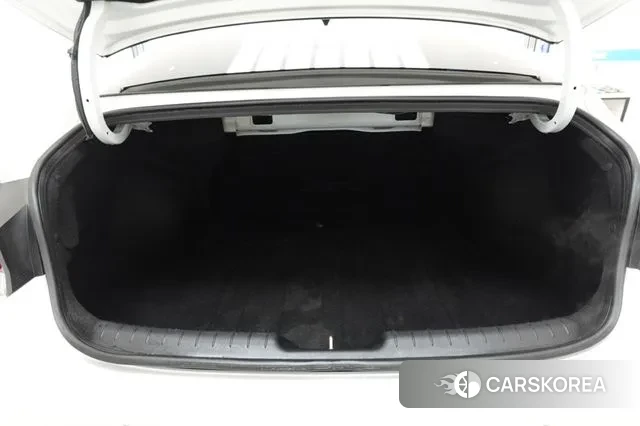 Hyundai Avante Hybrid (CN7) id 3572234 из Кореи 16