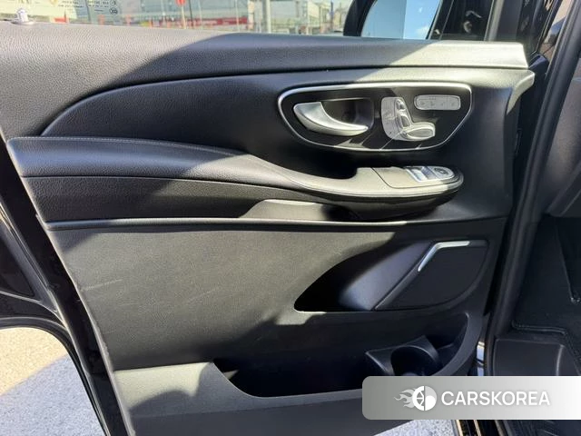 Mercedes-Benz V-class id 4208310 из Китая 40