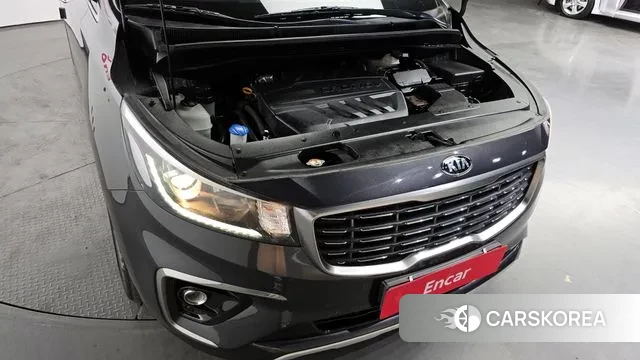 Kia The New Carnival id 3742813 из Кореи 16