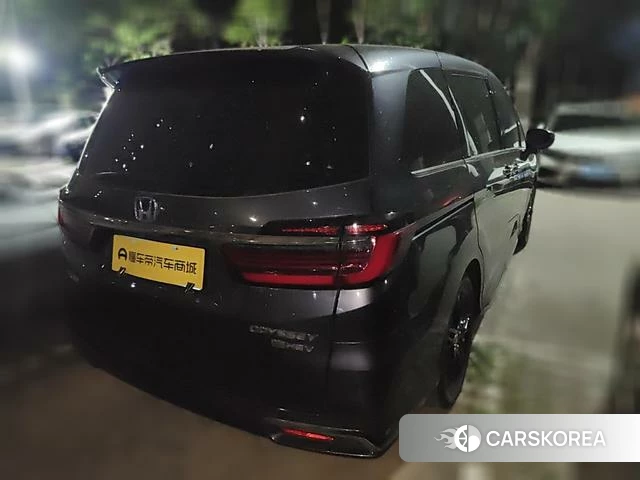 Honda Odyssey 2022 Темно-серый из Китая, фото 6