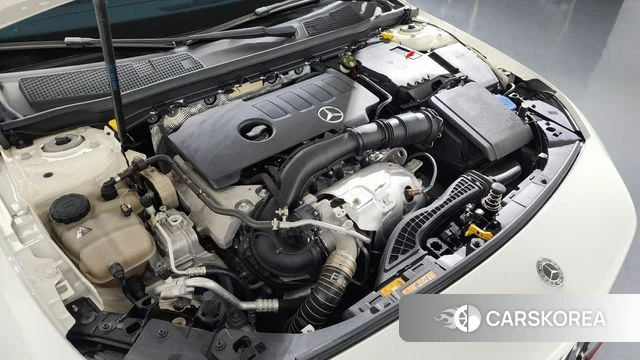 Mercedes-Benz A-Class W177 id 4196700 из Кореи 31