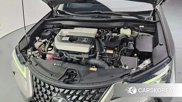 Lexus UX250h id 3666394 из Кореи 16