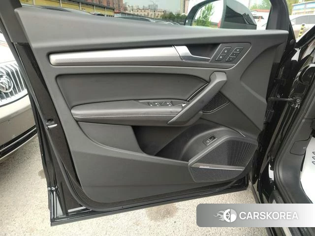 Audi Q5L id 4222015 из Китая 11