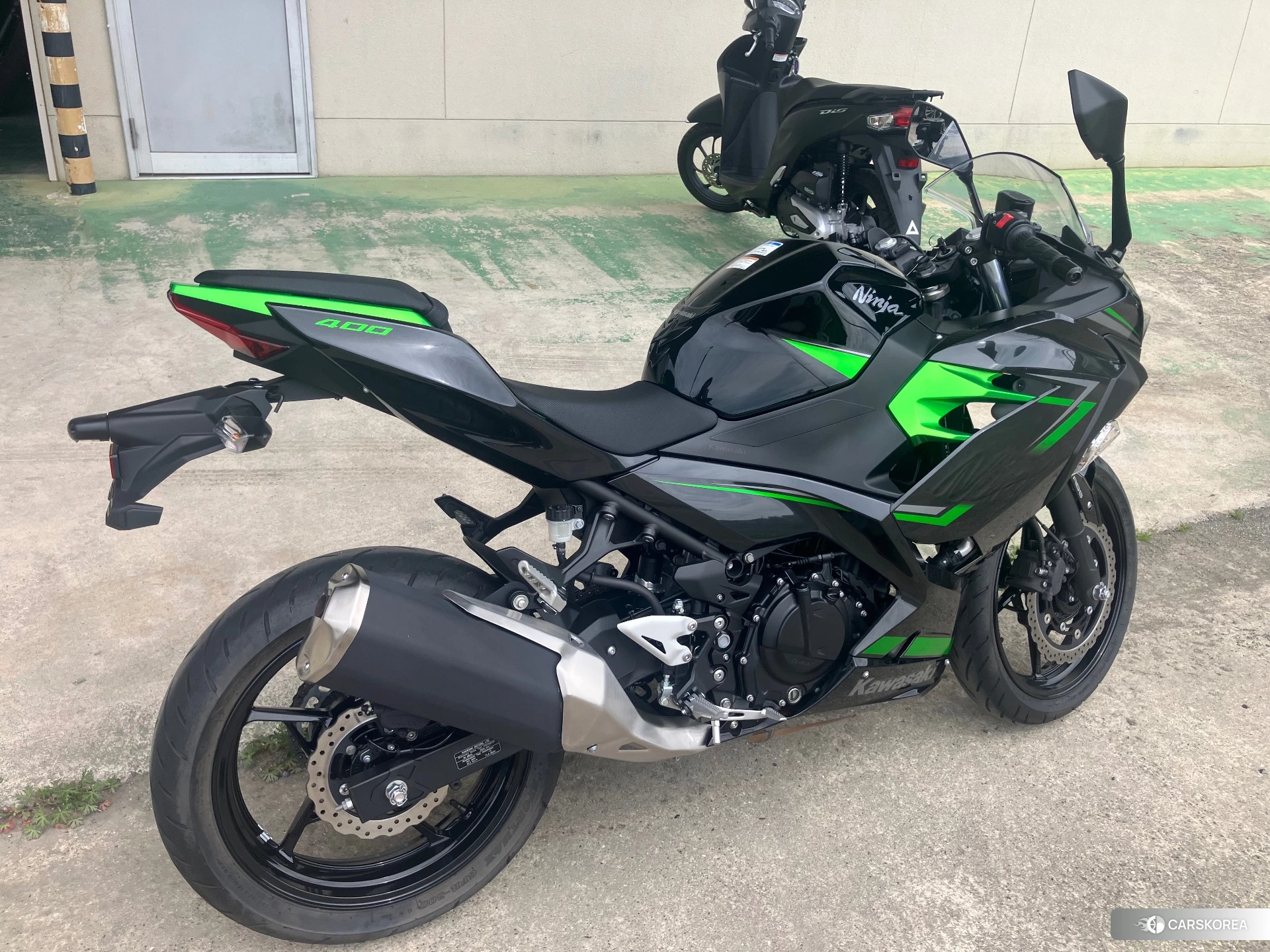 Kawasaki Ninja 400-2 id 3950450 из Японии 6
