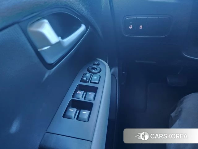 Kia The New Kia Ray EV id 4649868 из Кореи 11
