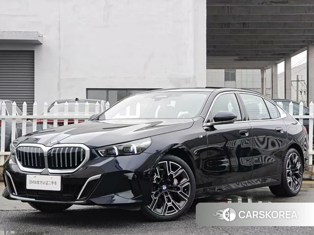 BMW 5 series 2025 Черный из Китая, фото 6