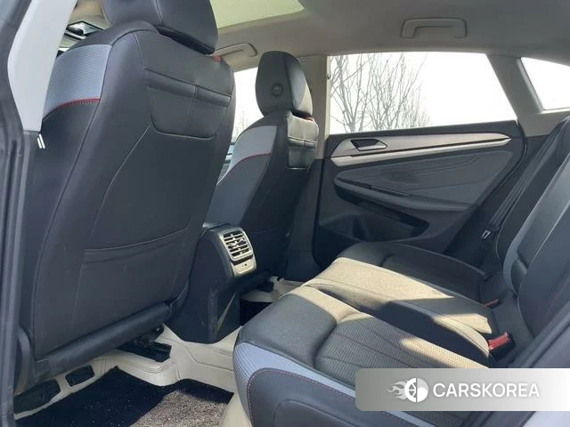 Volkswagen Lingdu 2023 Белый из Китая, фото 6