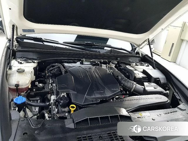 Hyundai Grandeur (GN7) id 3952868 из Кореи 16