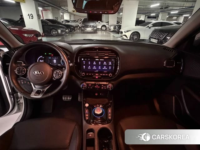 Kia Soul Booster EV id 4900495 из Кореи 16