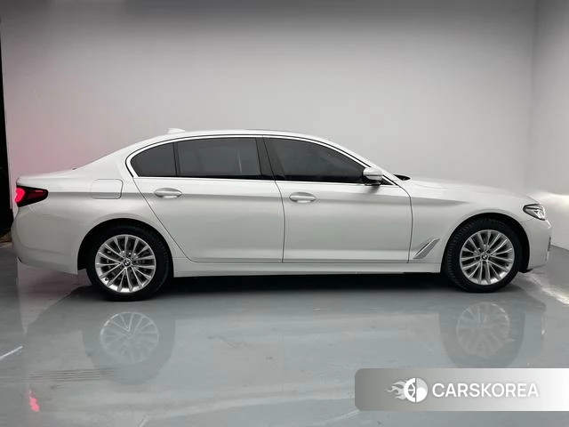 BMW 5 series id 4278357 из Китая 16