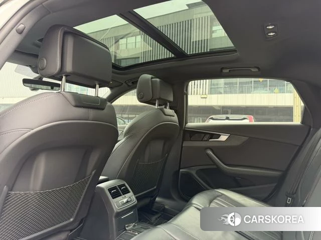 Audi A4L id 4278636 из Китая 10