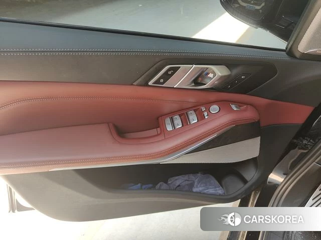 BMW X5 id 4393493 из Китая 17