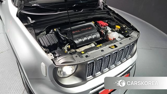 Jeep Renegade id 3813874 из Кореи 16