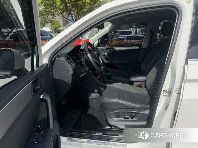 Volkswagen Tiguan L id 4272117 из Китая 17