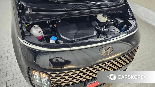 Hyundai Staria id 4178660 из Кореи 16