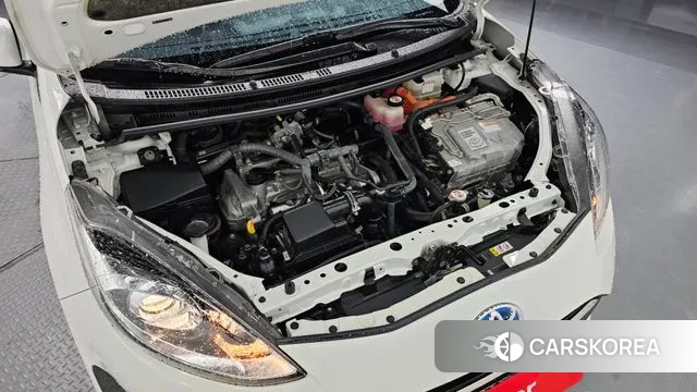 Toyota Prius C id 3034222 из Кореи 16