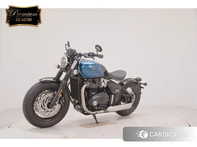 Проданный Triumph BONNEVILLE BOBBER 2026 из Японии, фото 4