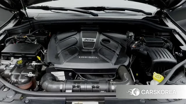 Jeep Grand Cherokee id 3687550 из Кореи 16