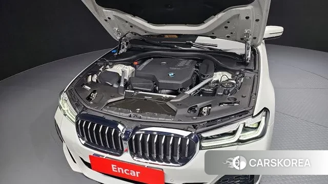 BMW 5 Series (G30) id 2930231 из Кореи 16