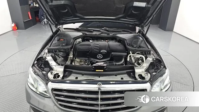 Mercedes-Benz E-Class W213 id 3588158 из Кореи 16