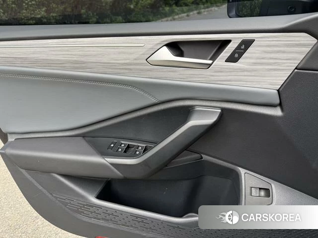 Volkswagen Sagitar id 4328746 из Китая 18