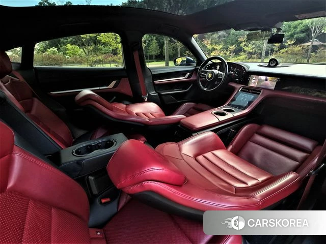 Porsche Taycan id 4293721 из Кореи 16