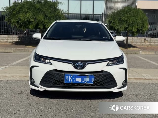 Toyota Corolla 2023 Белый из Китая, фото 6