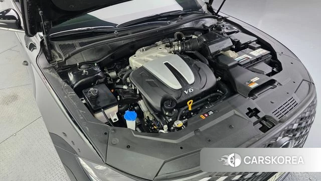 Hyundai The New Grandeur IG id 4736385 из Кореи 32