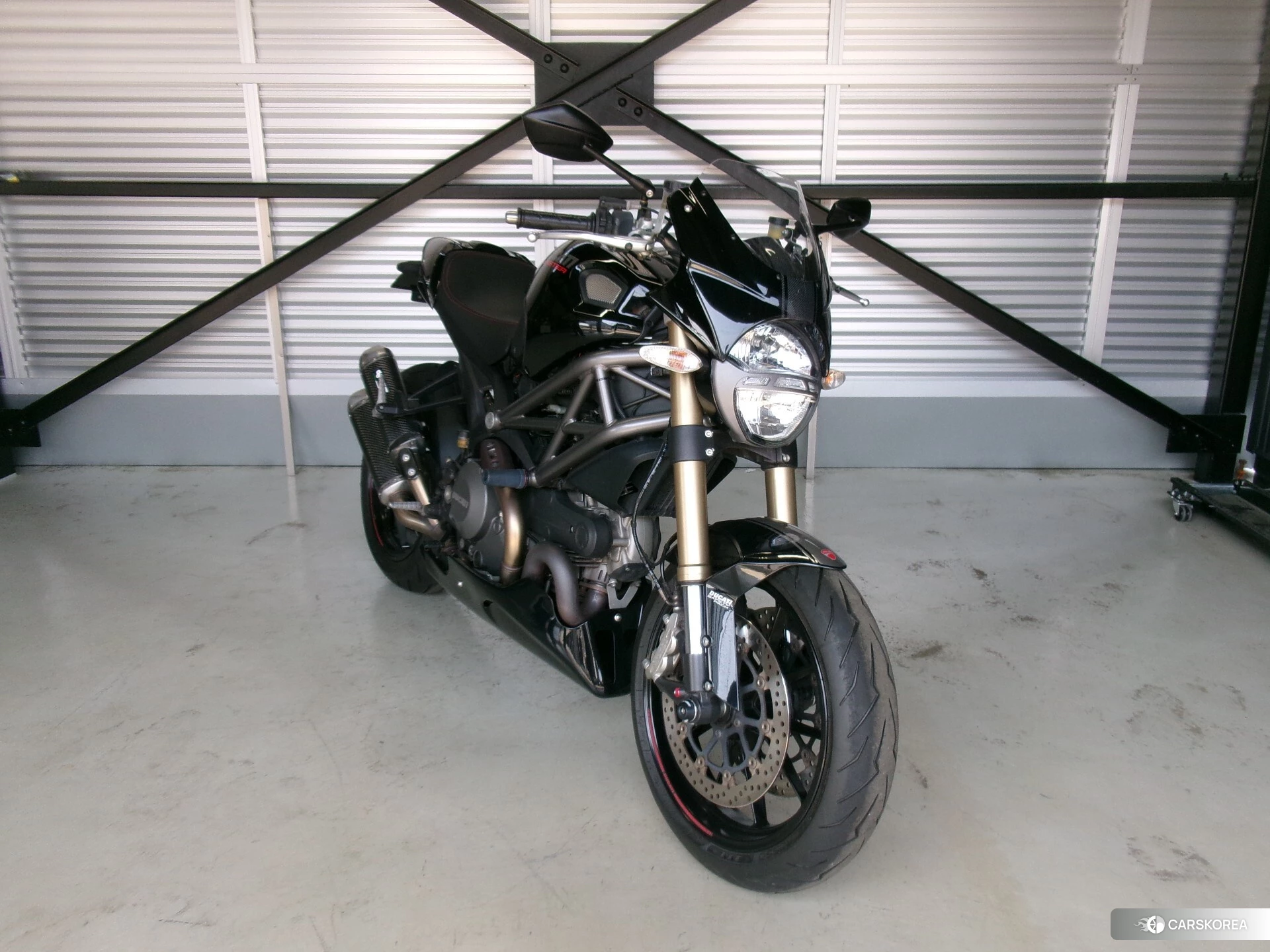 Ducati MONSTER 1100 EVO id 4238037 из Японии 7