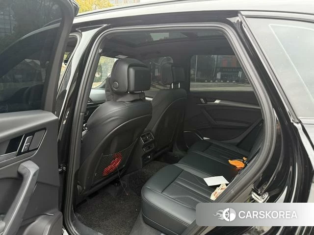 Audi Q5L id 3920617 из Китая 10