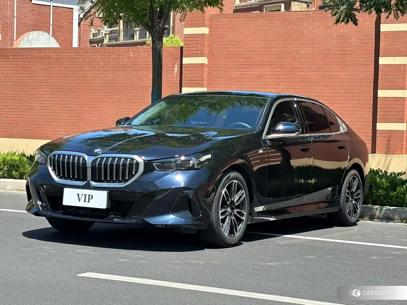 BMW 5 series 2025 Черный из Китая, фото 6