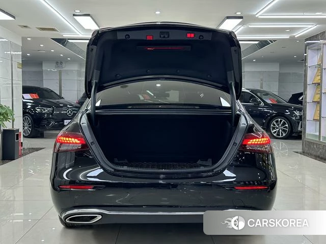 Mercedes-Benz E-class id 4290210 из Китая 21