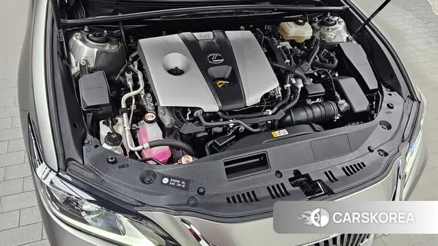 Lexus ES300h 7th generation id 3691428 из Кореи 16