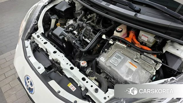 Toyota Prius C id 3834701 из Кореи 16